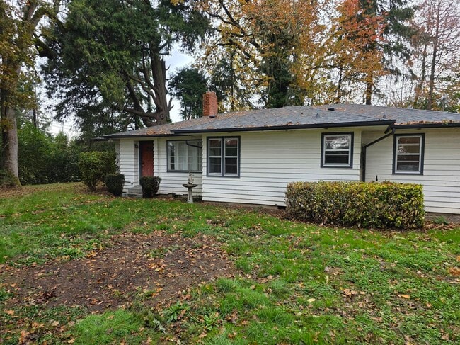 Building Photo - 14020 S Pacific Hwy W