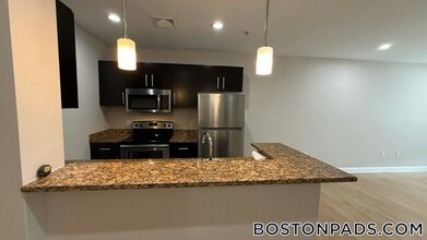 Building Photo - 75 S Main St