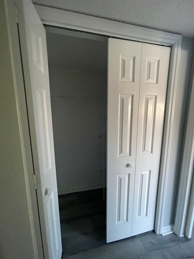 Foto del edificio - 4222 Pinehurst Cir