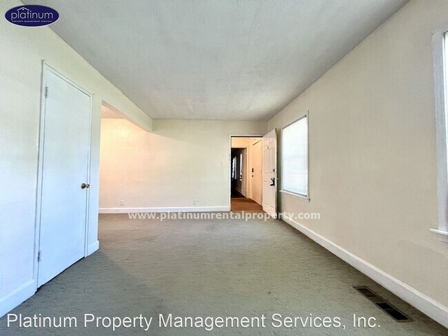 Building Photo - 2 br, 1 bath House - 5193 Ash Cir,  Unit A