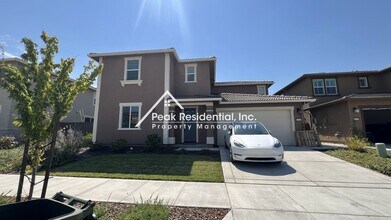 Building Photo - 3718 Nuestra Ave