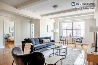 Building Photo - 400 E 58th St