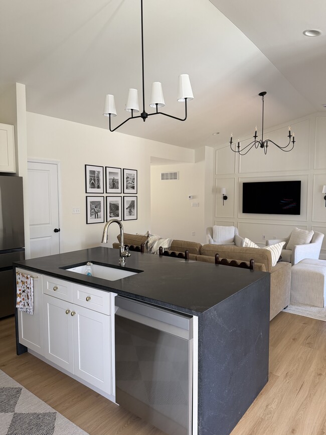 Living room - view from kitchen - 4977 Knotty Alder Dr