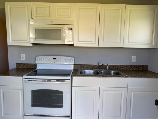 Building Photo - 4531 Conley St