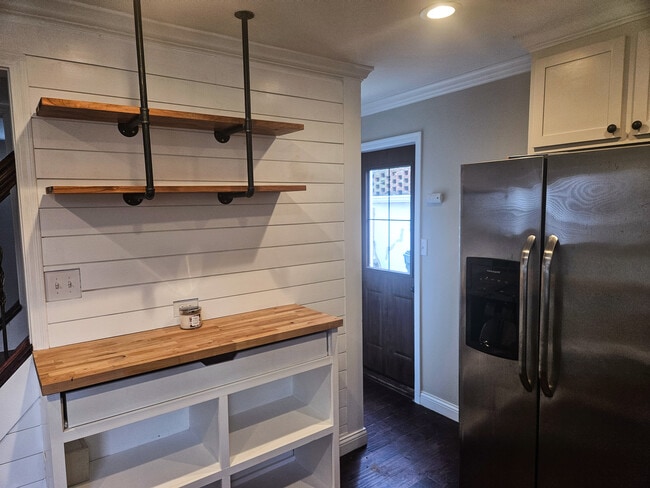 Photo - 21 Howard Rd House