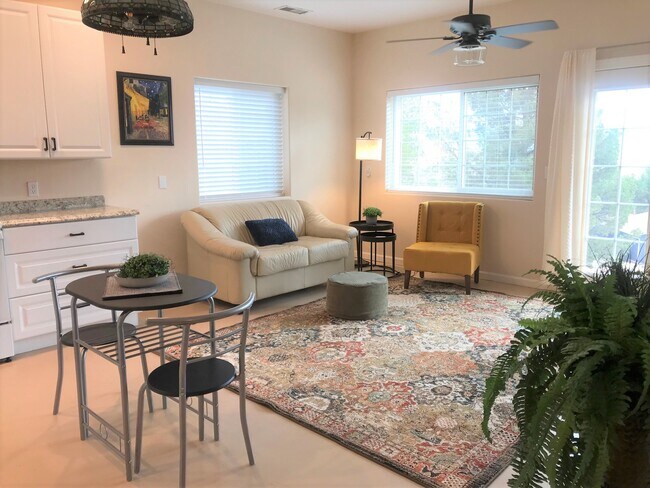 Living Room - 452 Prescott Heights Dr