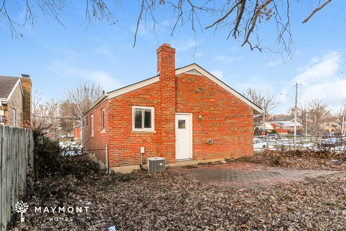 Building Photo - 6949 Terrylynn Ln