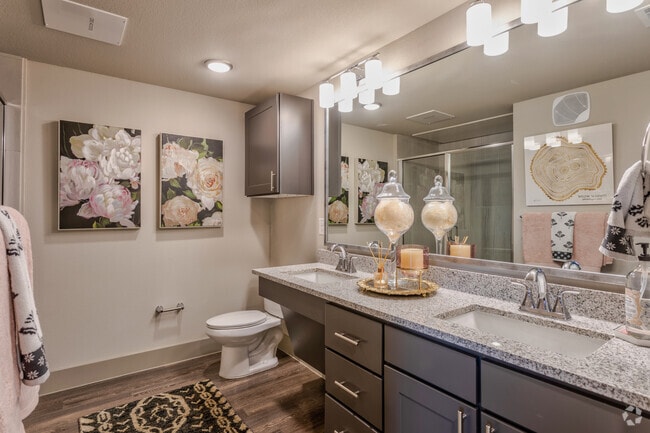 1HAB, 1BA - 650SF A1 - Baño - Three 77 Park