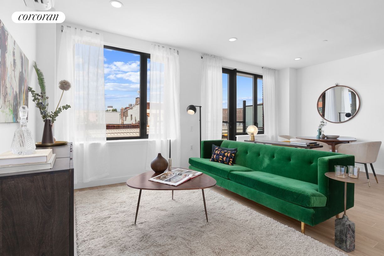 Foto principal - 912 Broadway