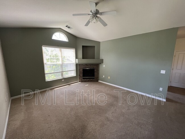 Building Photo - 4089 S Crystal Cir