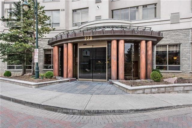 Building Photo - 228-1228 Bonis Ave