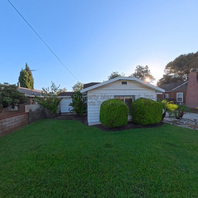 Foto del edificio - 3695 McKenzie St