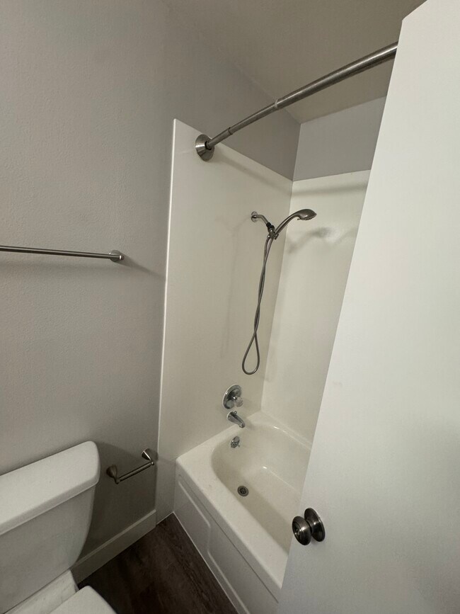 Foto del edificio - Arlington Apartments