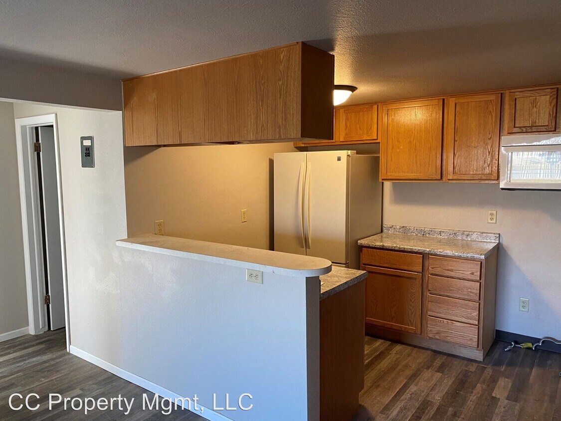 Foto principal - 225 E Watertown St