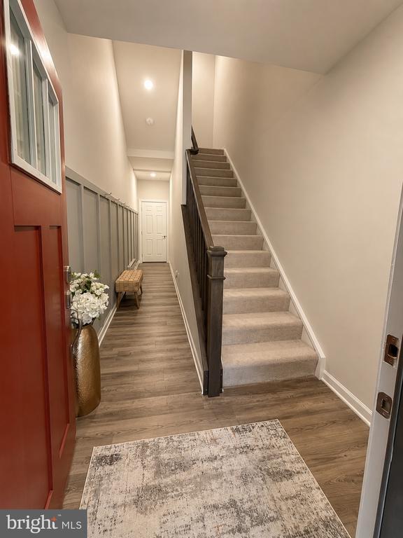 Building Photo - 45133 Kincora Dr