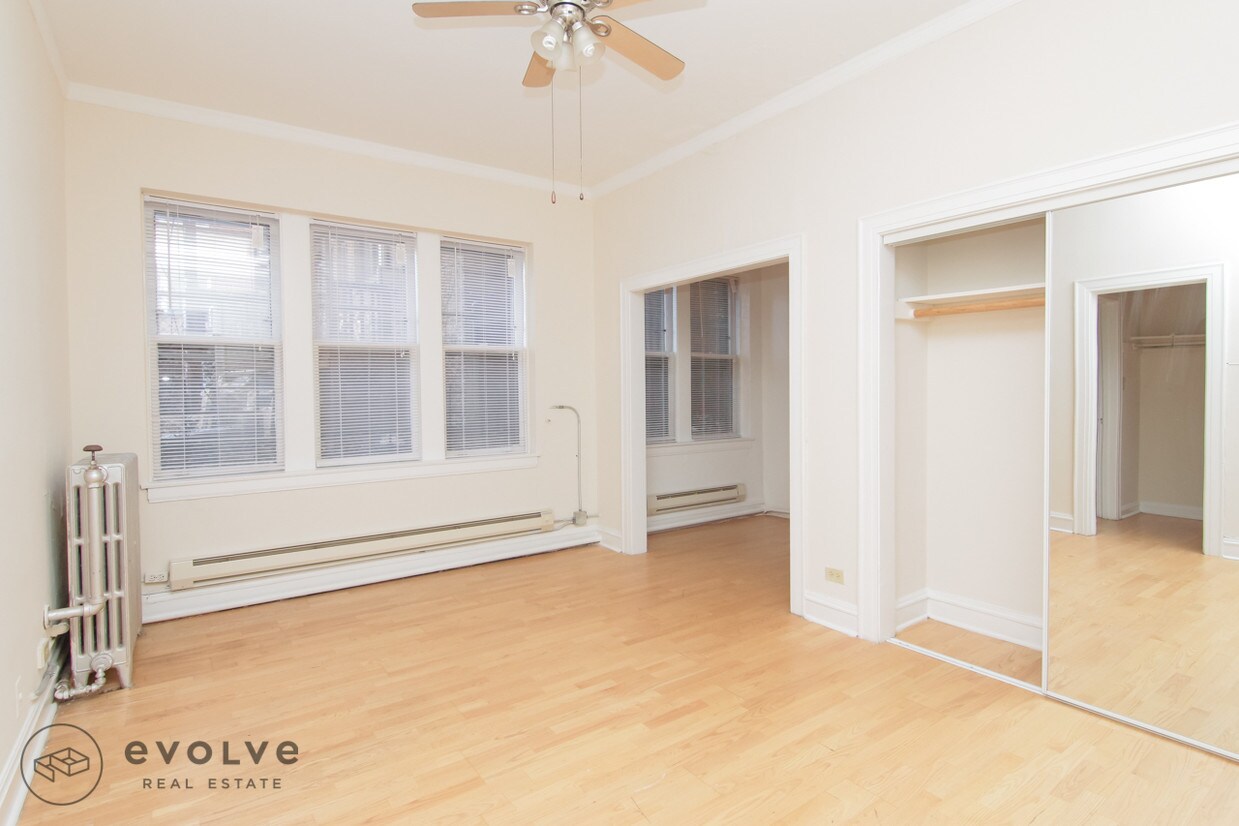 Foto principal - 4631 N Paulina St