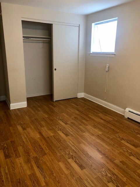 Building Photo - 4851 Greenleaf St