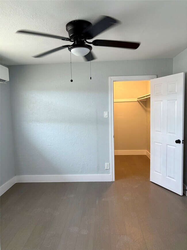 Foto del edificio - 1125 Ann St