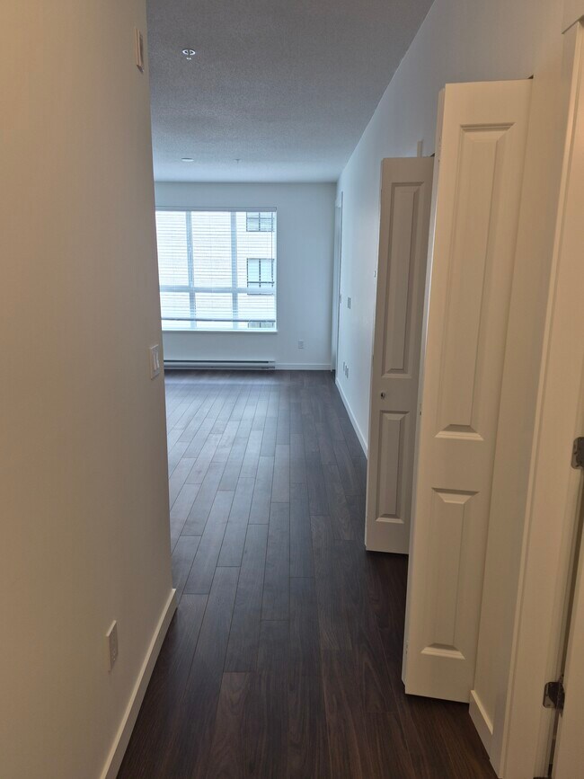 Photo du bâtiment - 15735 85 Av
