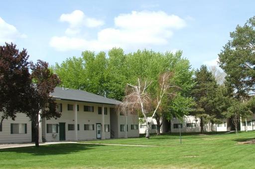 Building Photo - 320 3rd St