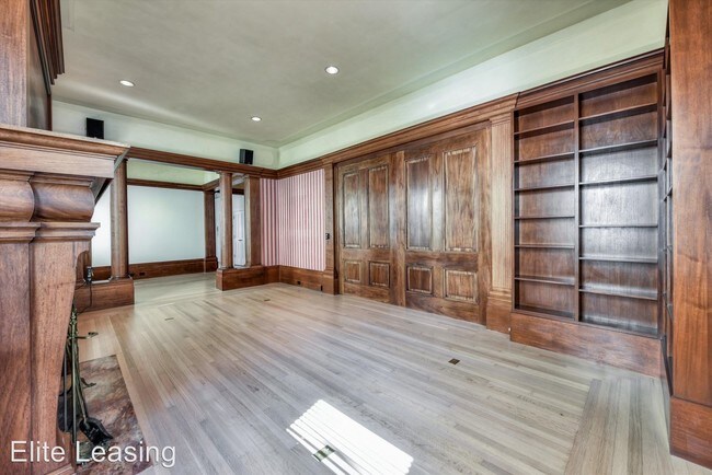 Building Photo - 3 br, 2.5 bath House - 2234 Vallejo Street