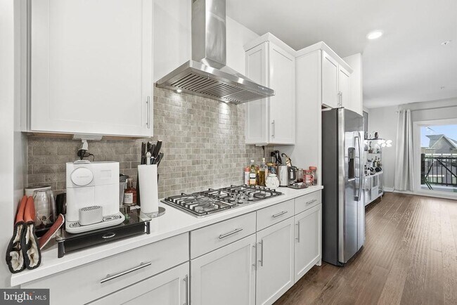 Foto del edificio - 13252 Woodland Park Rd