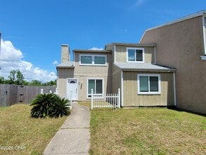 Building Photo - 866 Premier Dr