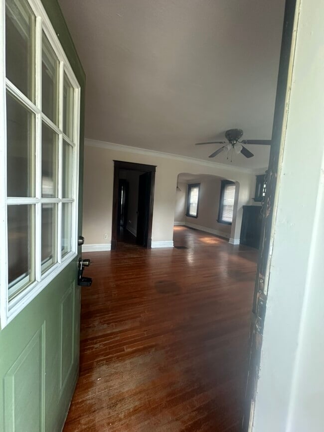 Entry shows living room into dining room & entrance to 1st Bed - 5044 Bancroft Ave