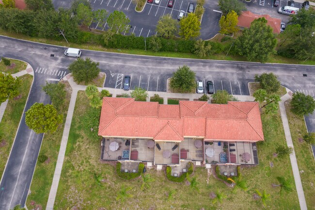 Foto del edificio - 3022 Secret Lake Dr