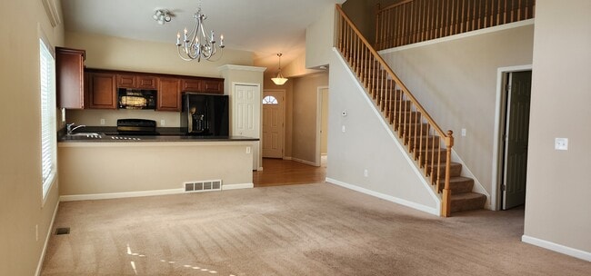 Building Photo - 162 Slindes Wood Cir