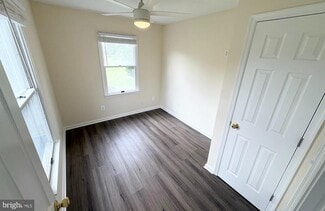 Building Photo - 606 Park Pl