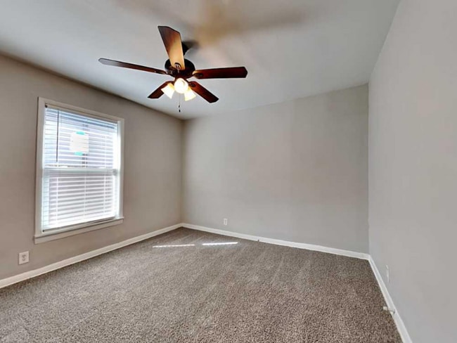 Building Photo - 4600 Odessa Ave