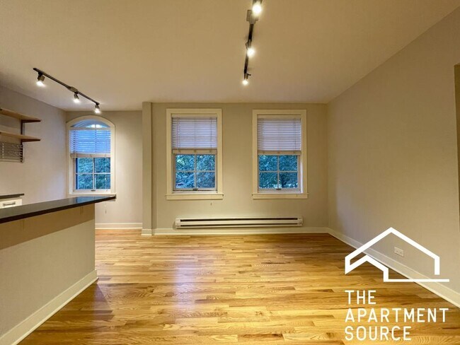 Building Photo - 1 bedroom in Chicago IL 60647