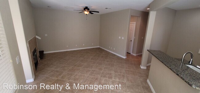 Foto del edificio - 3 br, 2.5 bath House - 11932 Kingfisher Daisy