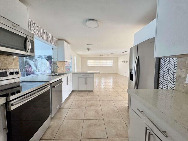 Foto del edificio - 19410 NE 19th Ave