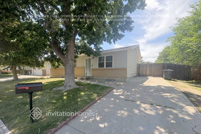 Building Photo - 5561 Xanadu St