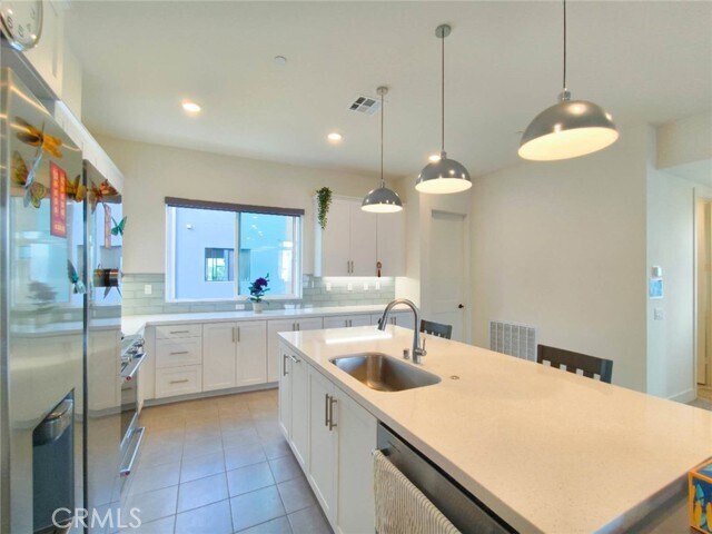 Foto del edificio - 16125 Veterans Wy