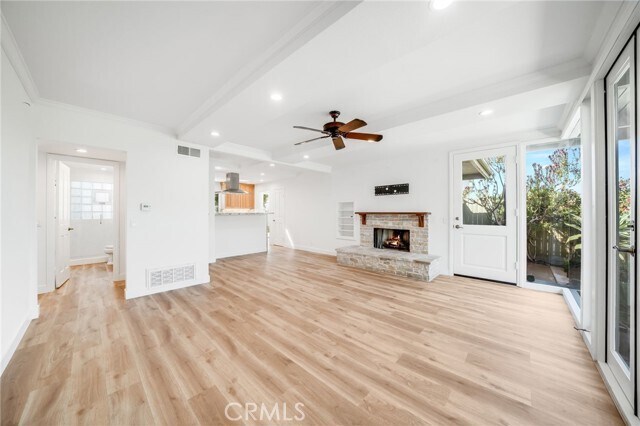 Building Photo - 685 Seaview St