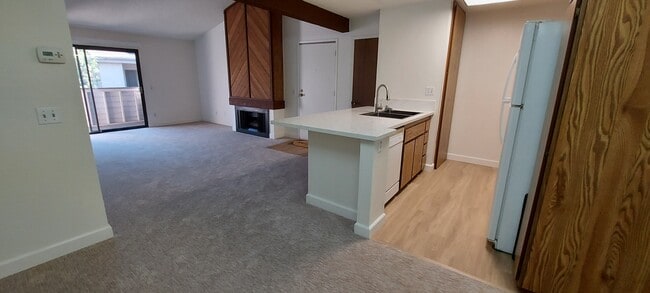 Cathedral ceiling with open floor plan. - 9150 Gramercy Dr