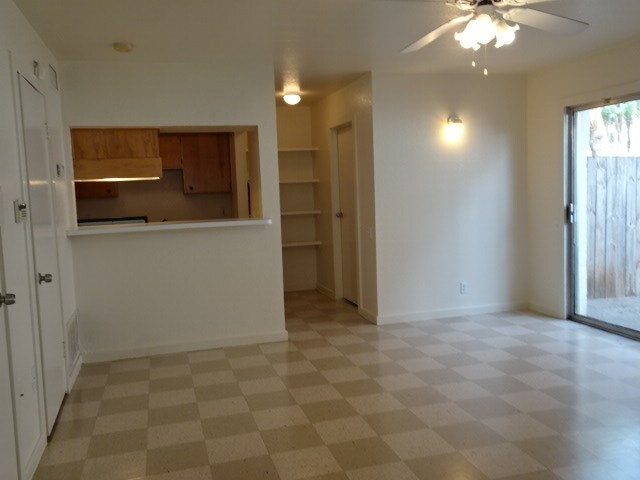 Building Photo - 1801 E Price St