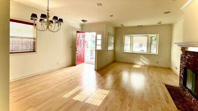 Living Room - 234 13th St