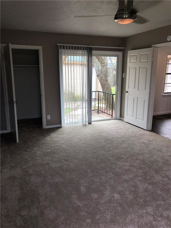 Building Photo - 2824 Oates Dr