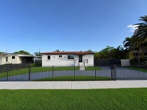 Building Photo - 8260 SW 27th St
