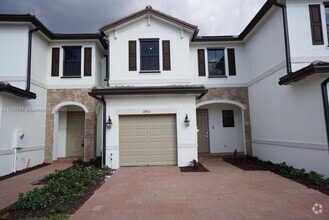 Building Photo - 10911 W 33rd Ln