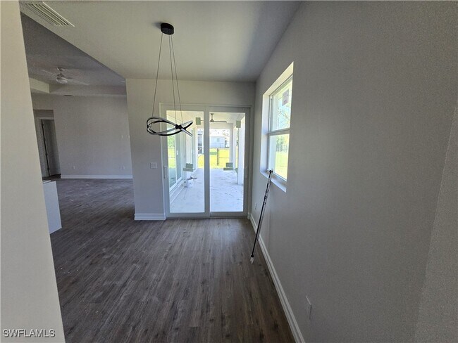 Foto del edificio - 521 NW 5th St
