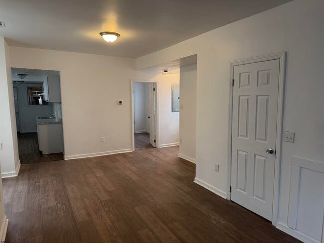 Building Photo - 130 N Tennessee Ave