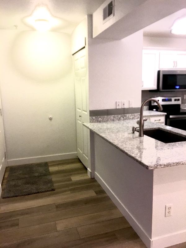 Foto del edificio - 4545 Wheaton Dr