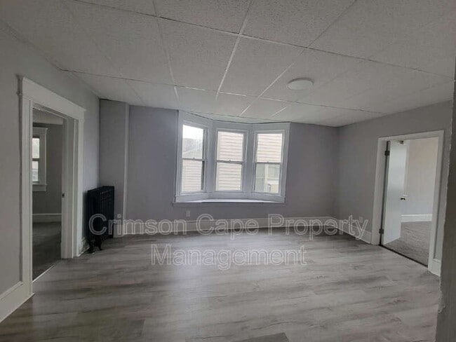 Foto del edificio - 341 Hughes St