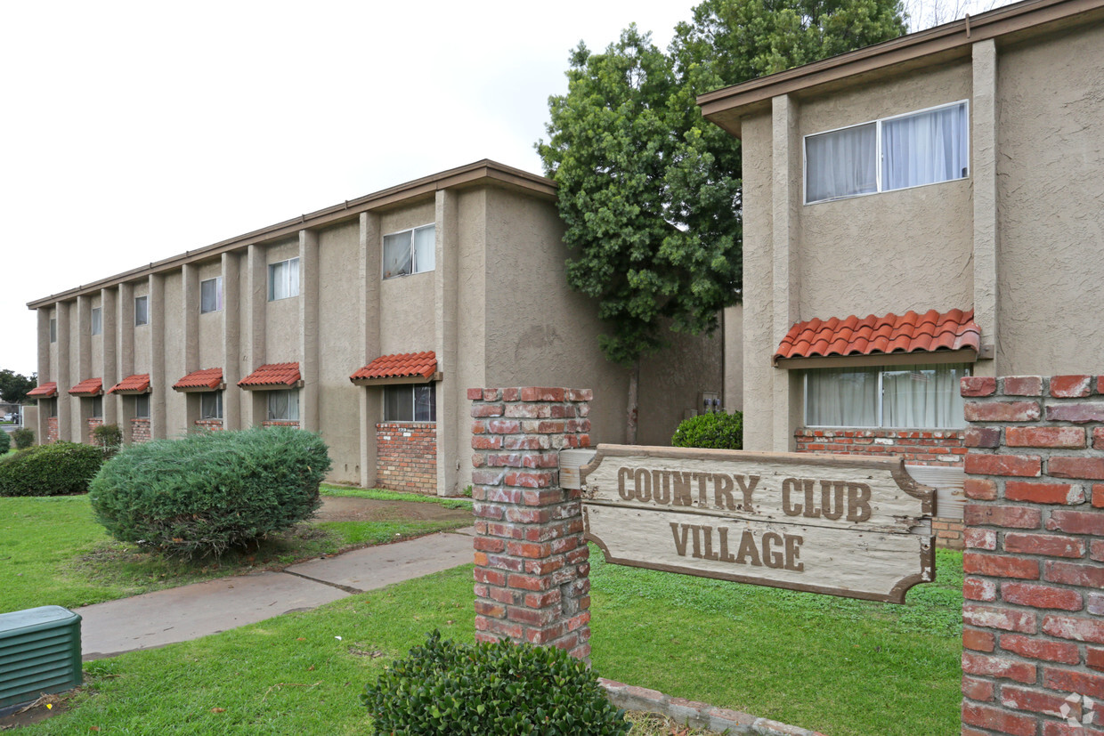 Primary Photo - Country Club Village Apartments