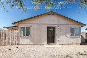 Building Photo - 134 S Main Dr